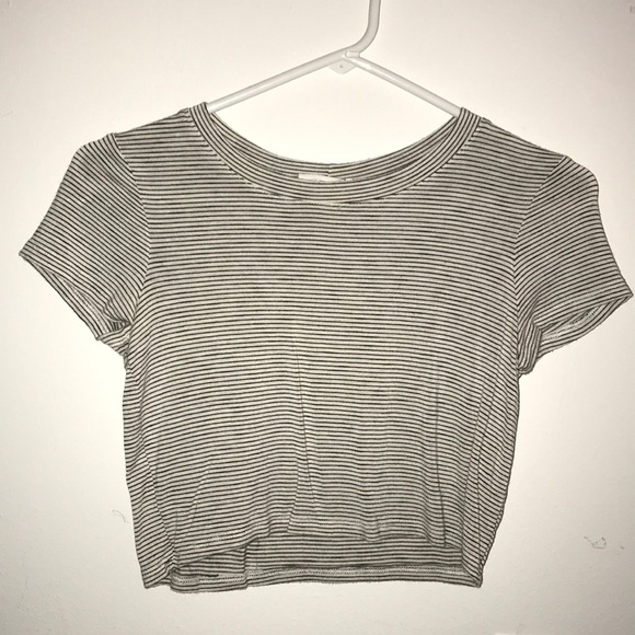 Crop top - Picture 1 of 2